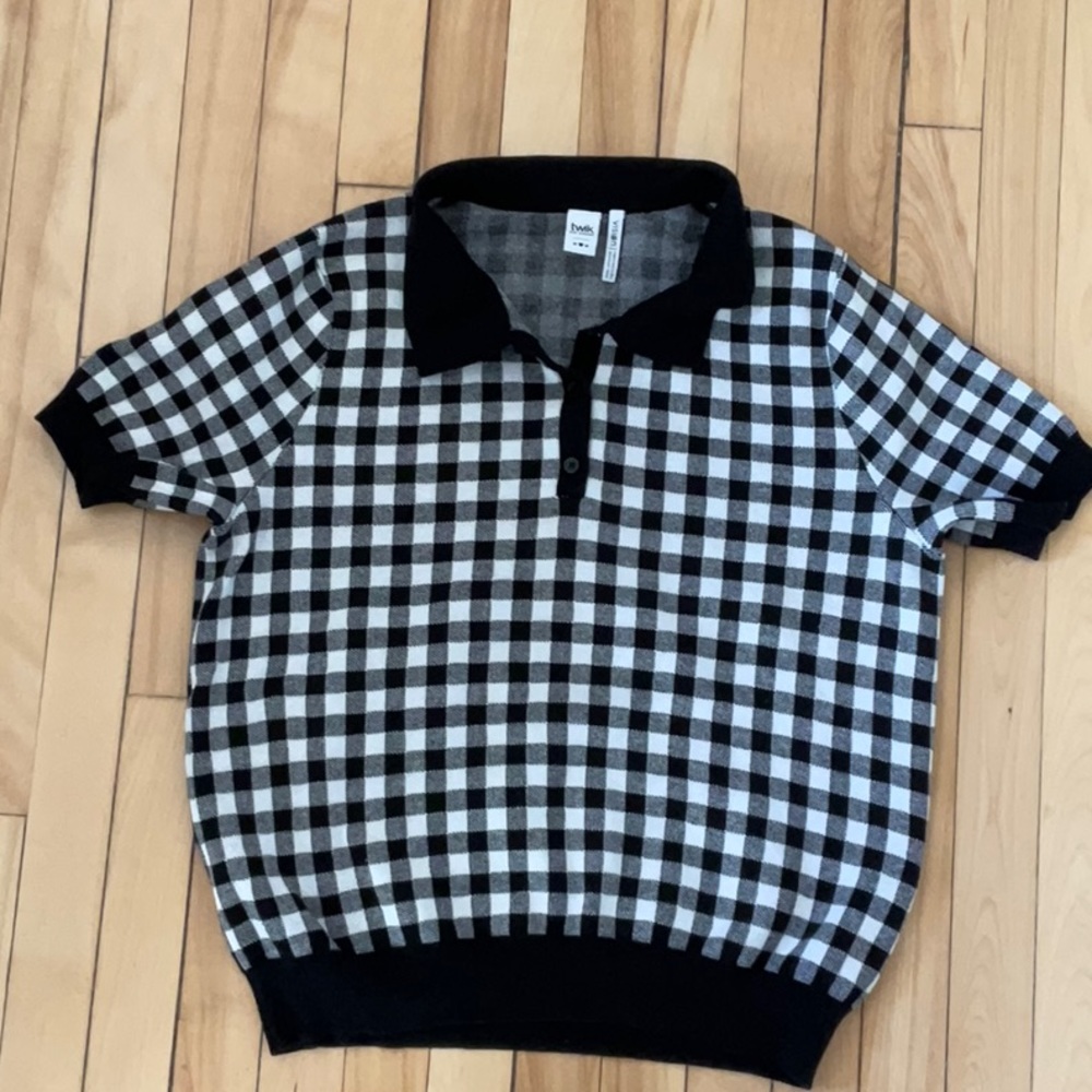 Polo collar sweater black and white